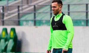 记者：国安这么使用塞鸟难让他有好状态 工兵型的古加拿球太多