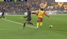 百家乐网站-【法甲】姆巴佩传射巴尔科拉建功 巴黎2比0客胜朗斯